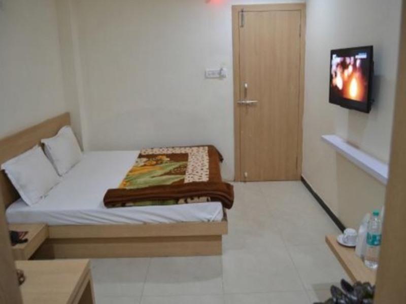 Hotel Kachnar Pachmarhi Bagian luar foto